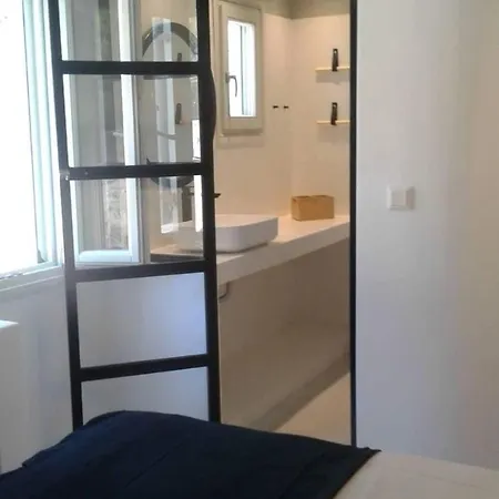 Oikies Apartmán Nausa